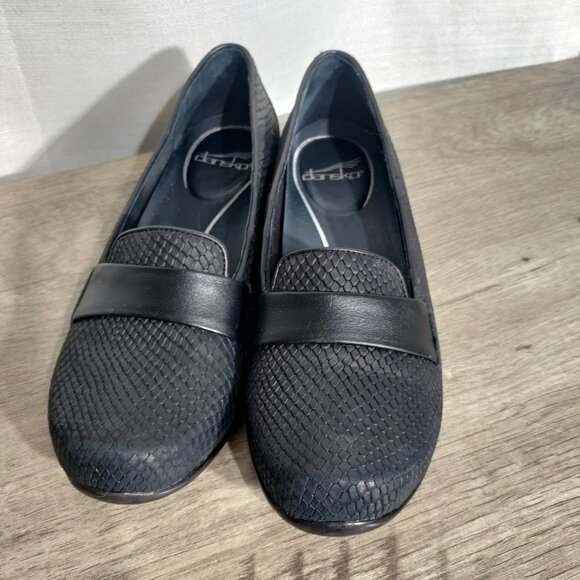 Dansko Shoes - Dansko Oksana Leather Snakeskin Embossed Size‎ 38 US 8 Black Shoes Loafer